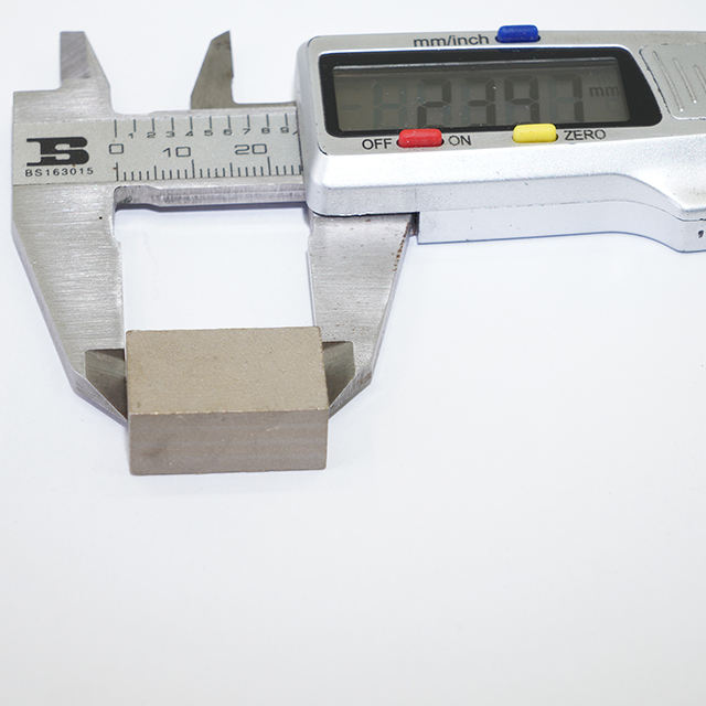 Coral Stone Diamond Cutting Segment for Limestone Porous Sandstone Coral Limestone Coralina Stone High Wear Resistance