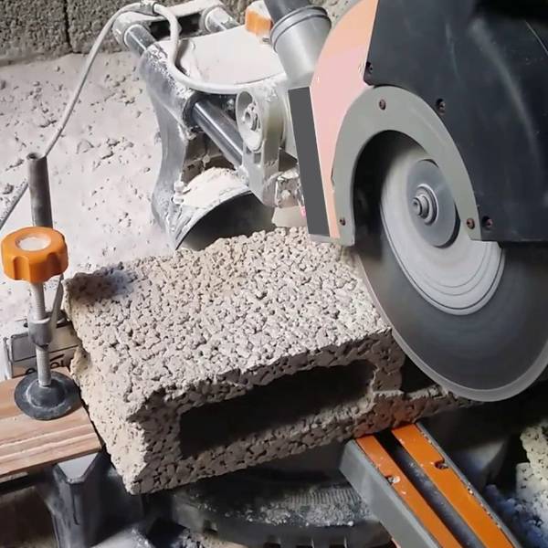 How To Tell If Your Saw Blade Needs To Be Sharpened Or Replaced