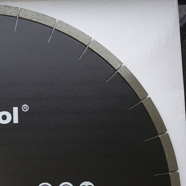 18"/450mm Ceramic Silent Blade SuperSpeed 3.6 m/min Chip-Free 45° Miter Cutting Tigtool