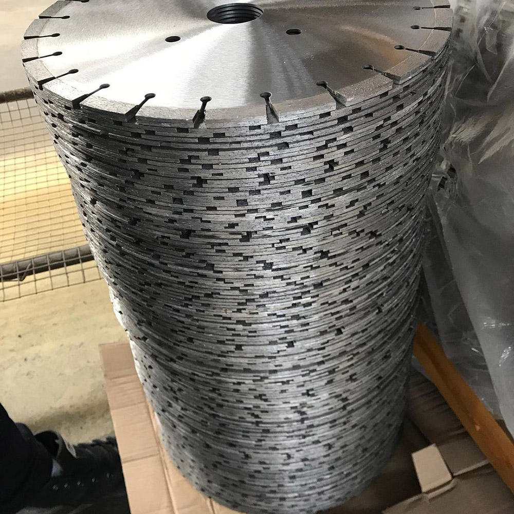 14" 350mm Diamond Saw Blade for Andesite Extra Wear Resistance Heavy Duty Cutting Long Life Stable Performance