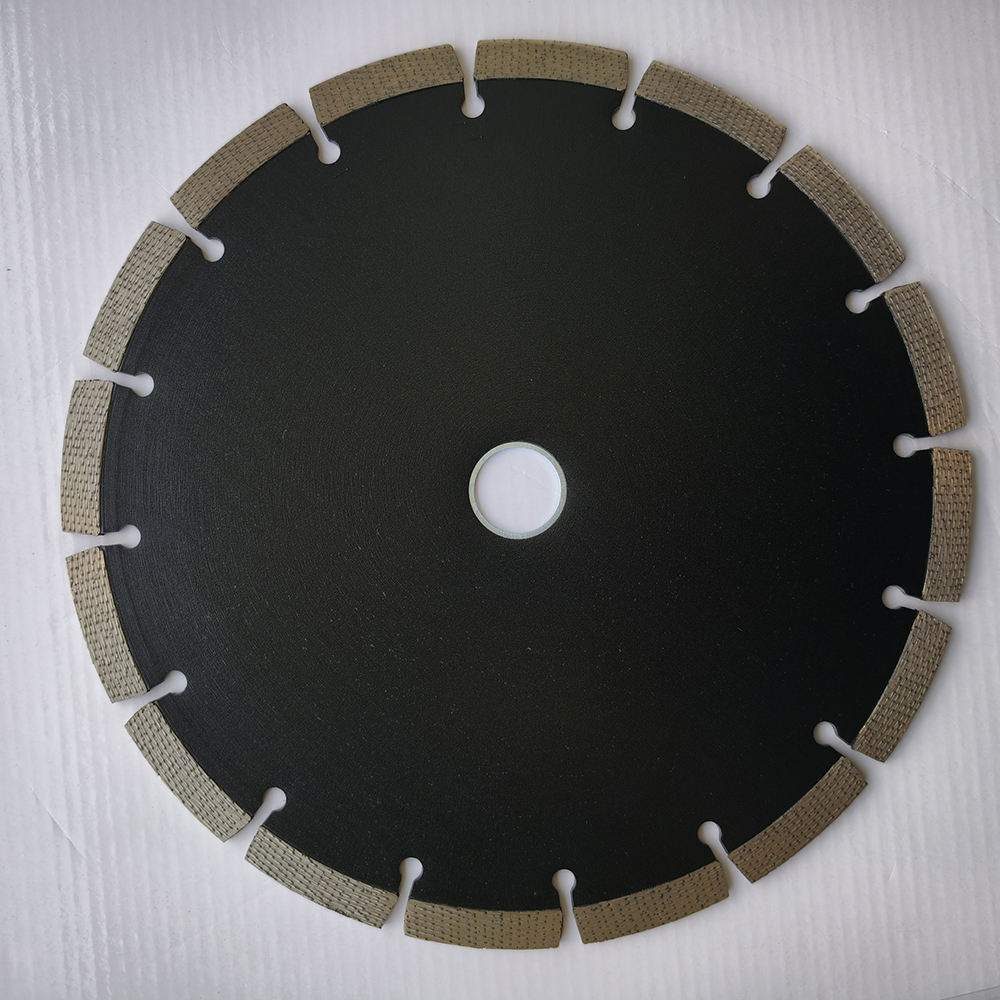 Faster More Stable Less Chipping Hot-Pressed Arix Segment 105-230mm for Hard Volcanic Rock Basalt Andesite Concrete Saw Blade