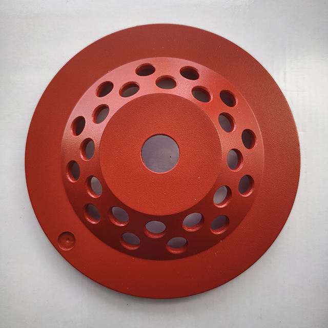 Diamond Grinding Cup for Concrete Floor Pointed Tooth Brazed Arrow Segment Fast Removal Long Life Floor Grinder Polisher